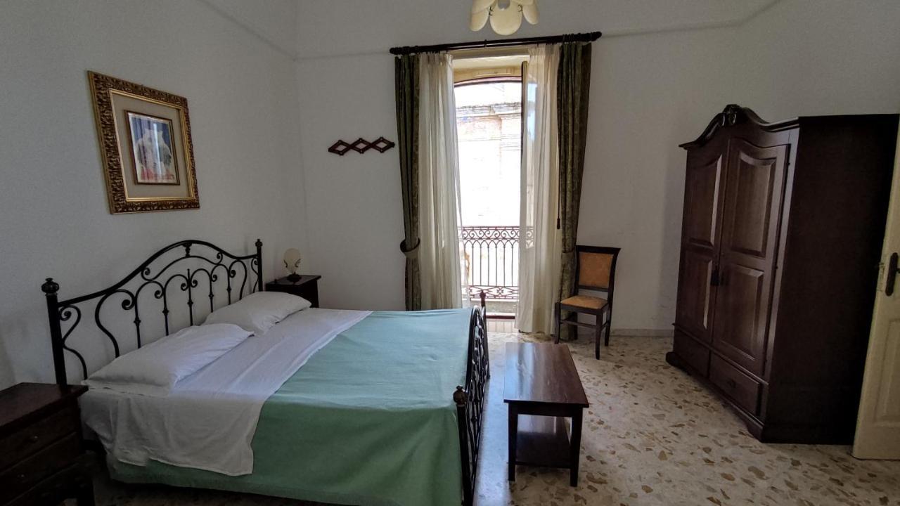 Casa Resci - Dimora Del 1884 Bed & Breakfast Tricase Exterior photo