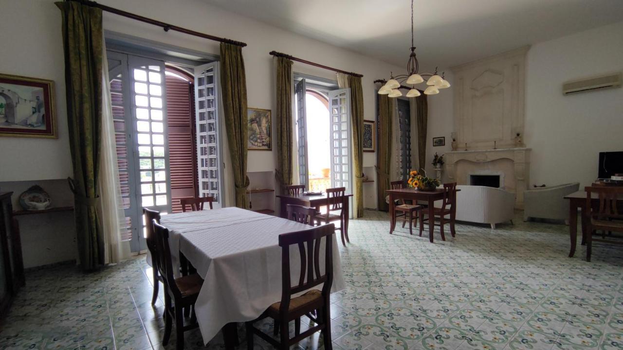 Casa Resci - Dimora Del 1884 Bed & Breakfast Tricase Exterior photo