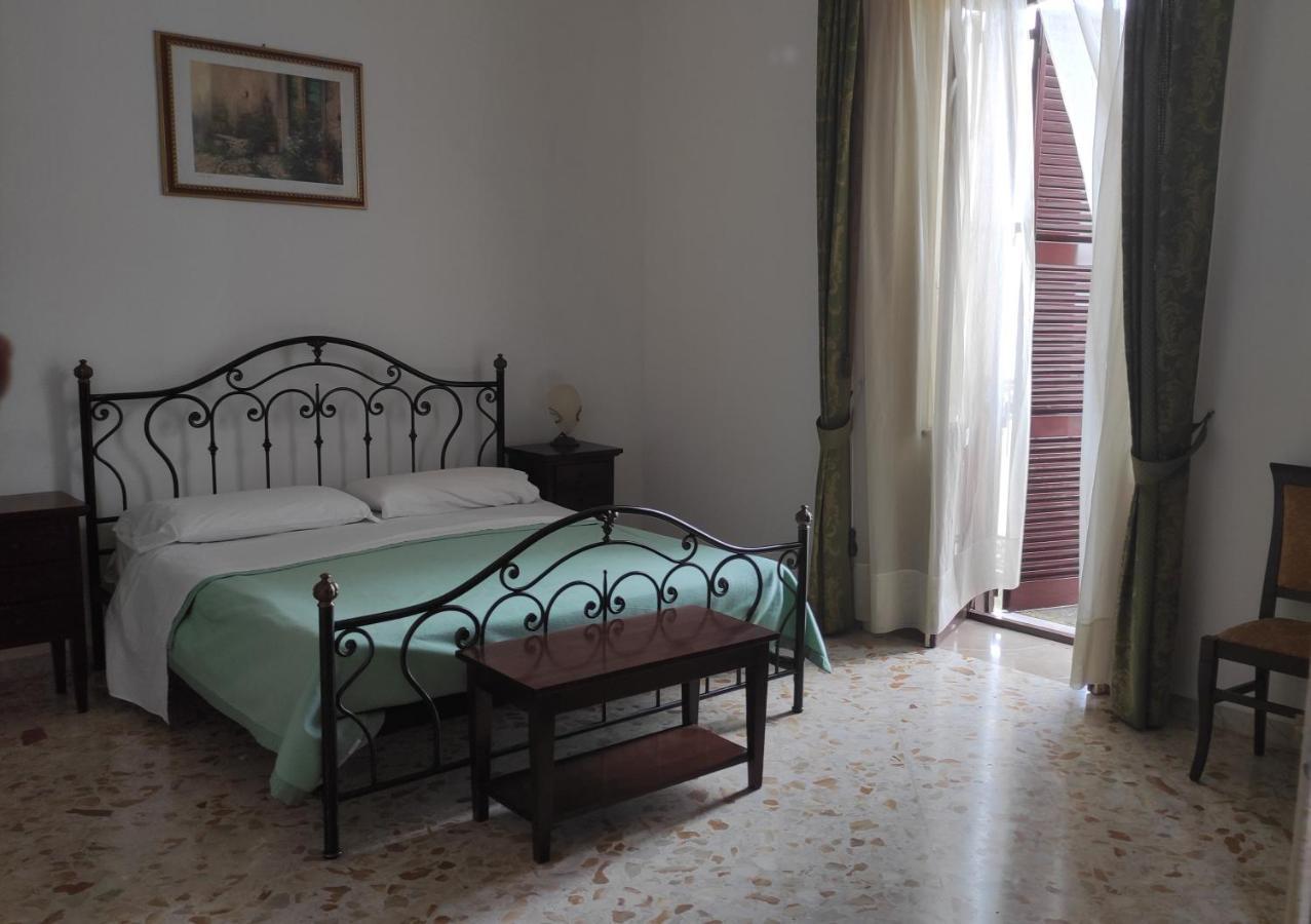 Casa Resci - Dimora Del 1884 Bed & Breakfast Tricase Exterior photo